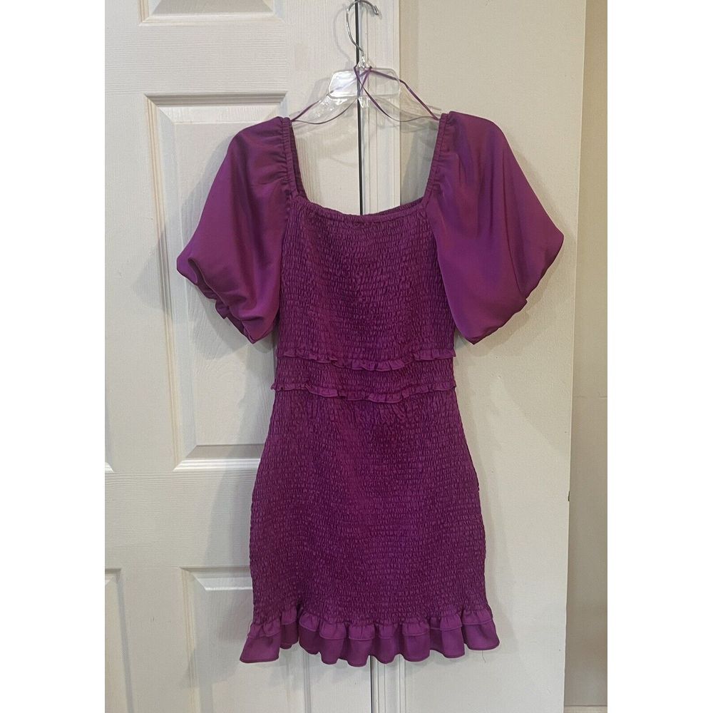 Skies Are Blue Purple Puff Sleeves Ruffle Trim Size M Dress Women's Stretchy